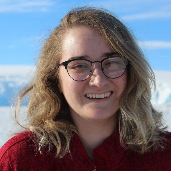 Meet your Posher, Maggie - Picture 1 of 1